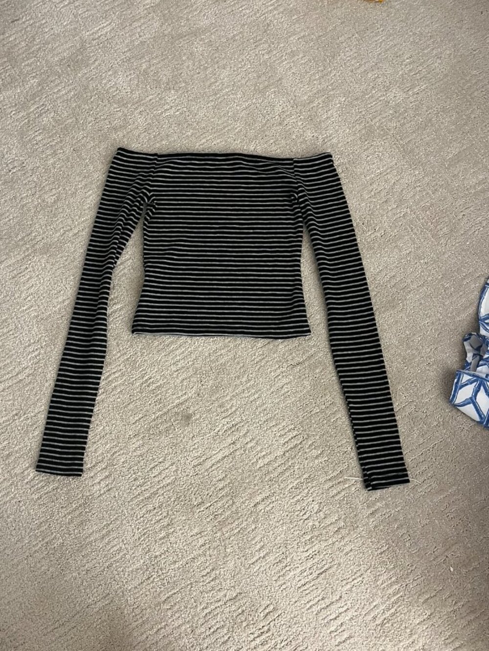 Edikted Canary Ribbed Top - Picture 2 of 3